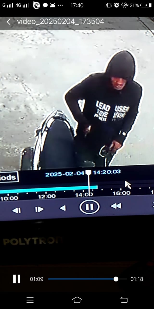 Pencurian Sepeda Motor di Kompleks Baleendah Permai-Kab. Bandung Terekam CCTV